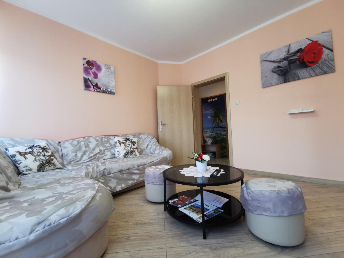 Apartman Pod Nehajem Apartamento Senj  Exterior foto